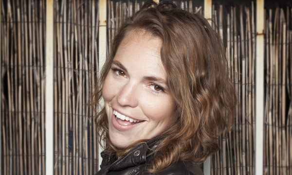 Beth Stelling