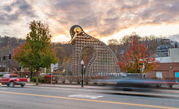 Martin Puryear <span class="title-light"><em>Big Bling</em></span>