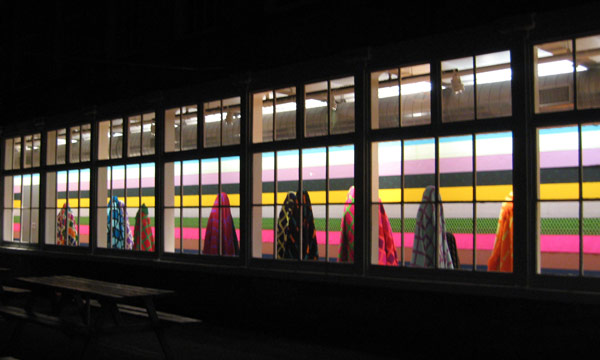 Fransje Killaars <span class="title-light">Installation: Colors, No Figures</span>