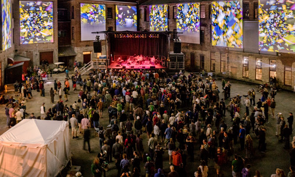 Harmonium Mountain <span class="title-light">Clifford Ross and the Orchestra of St. Luke’s</span>