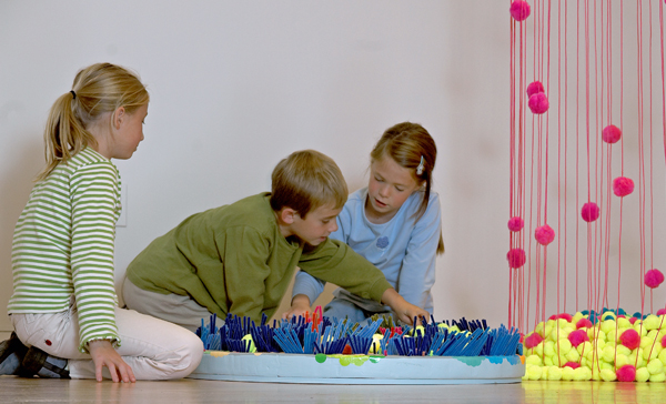 WonderWorlds <span class="title-light">observations in pipe cleaners and pom-poms</span>